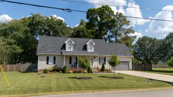 405 Long Creek Dr, Christiana, TN 37037
