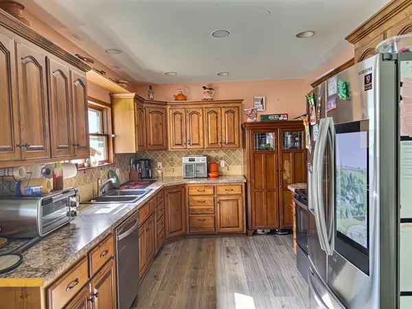407 E 8th, Newton, KS 67114