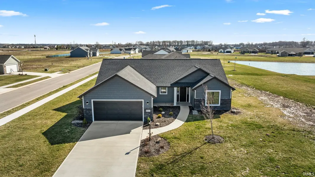 13927 Ascari CV, Fort Wayne, IN 46818