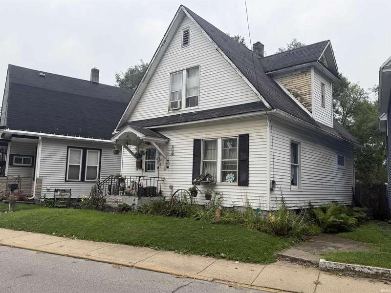 313 S Shore AVE, Elkhart, IN 46516
