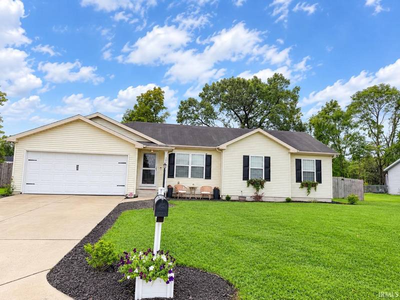 30570 Gregory DR, Elkhart, IN 46516