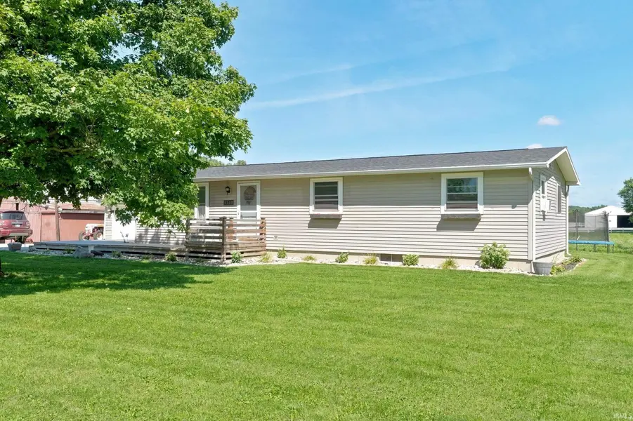 3569 County Road 52 ***, Auburn, IN 46706-9659