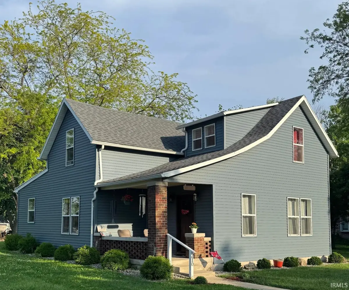 210 Johnson ST, Otterbein, IN 47970