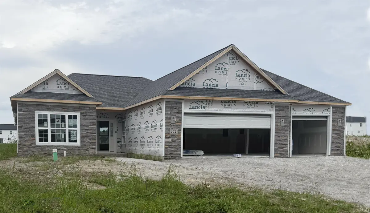 372 Calabria WAY, Fort Wayne, IN 46814
