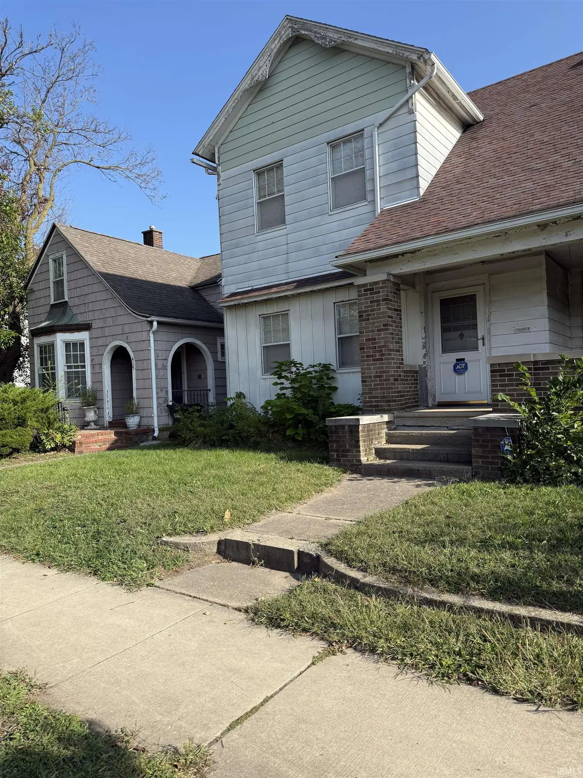 415 Lincoln WAY, South Bend, IN 46601-1115