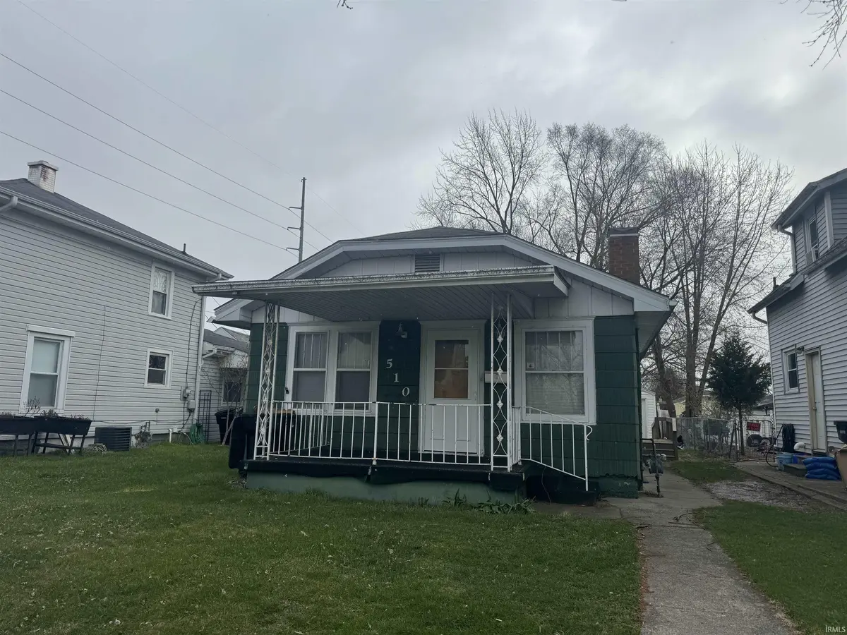 510 S Ironwood DR, South Bend, IN 46615-2129