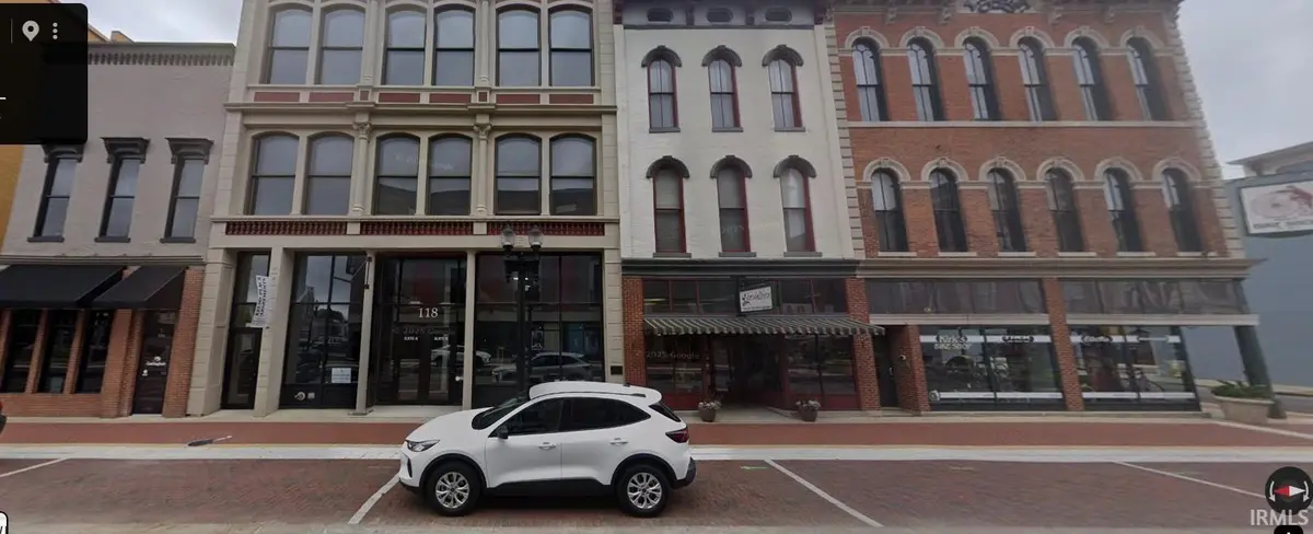 118 S Walnut ST, Muncie, IN 47305