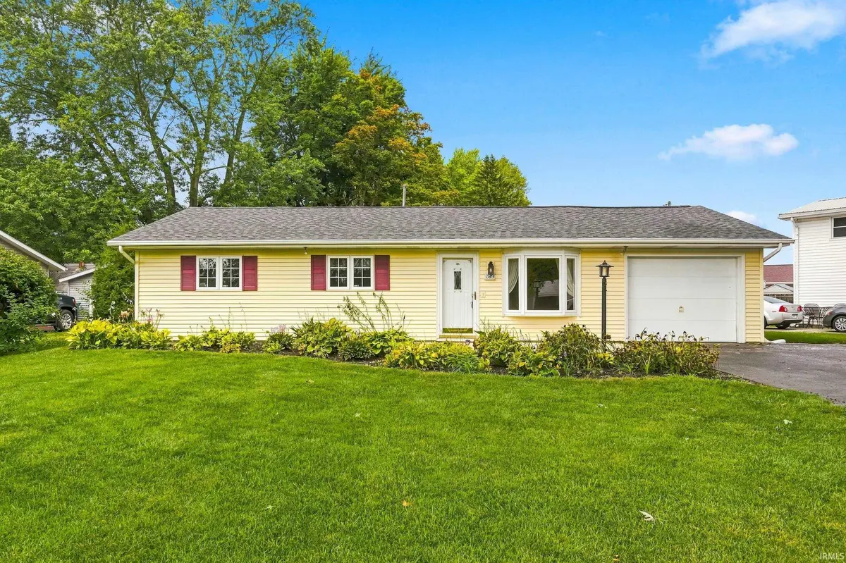 1523 Melbourne DR, New Haven, IN 46774