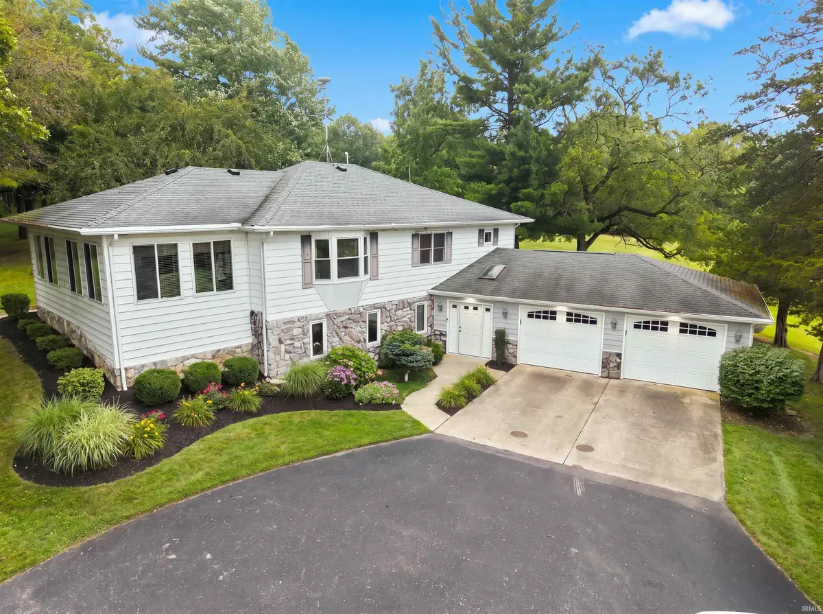 1962 N State Road 9 RD, Albion, IN 46701
