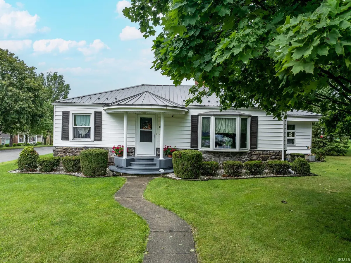 20 Parkway DR, Wabash, IN 46992