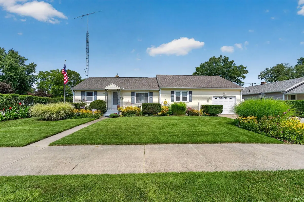 234 W La Salle AVE, Mishawaka, IN 46545-5634