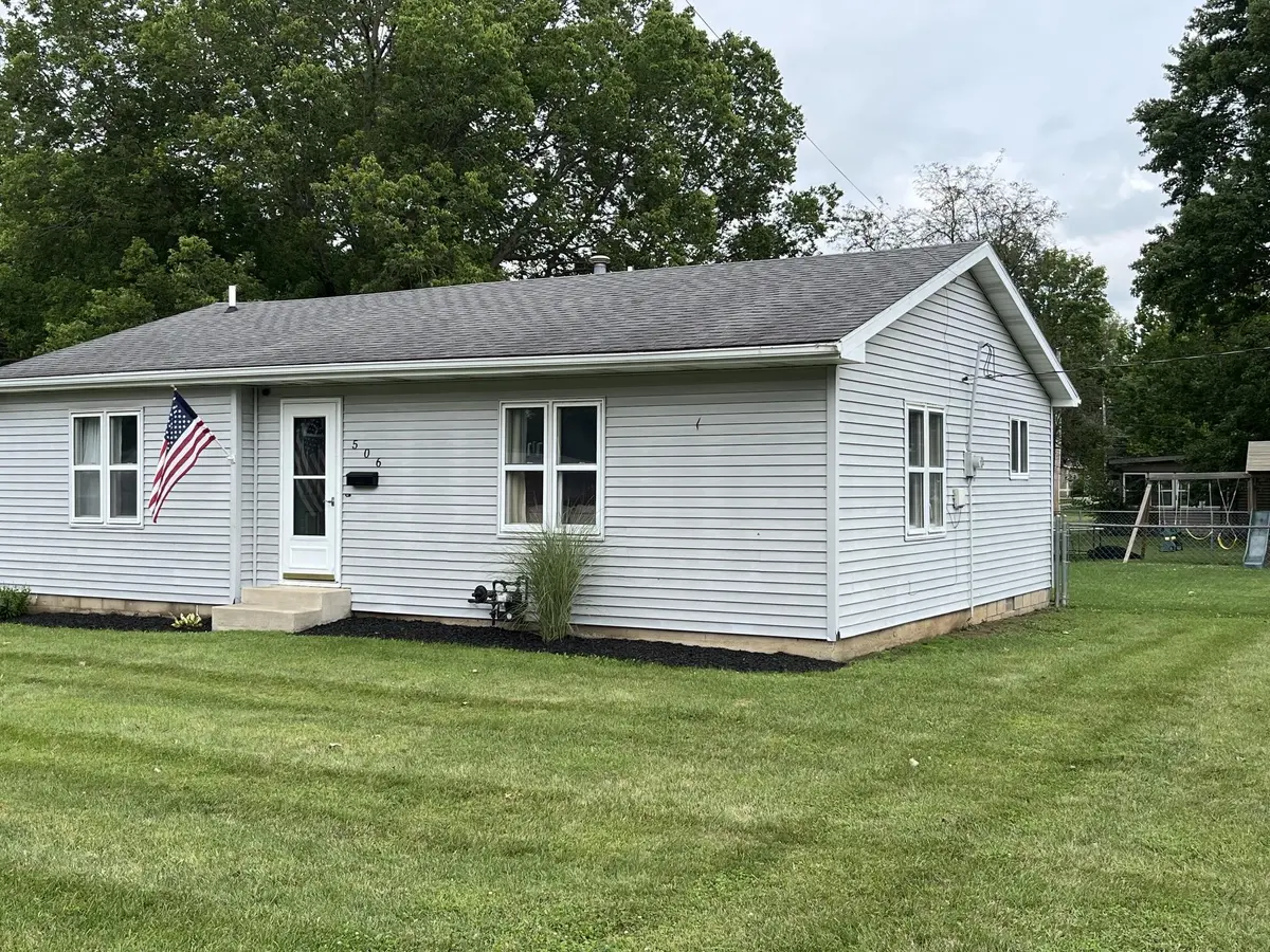 506 S Jackson ST, South Whitley, IN 46787