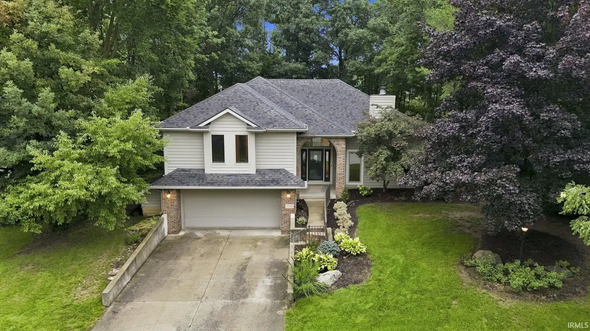 335 Northwest Passage TRL, Fort Wayne, IN 46825-2085