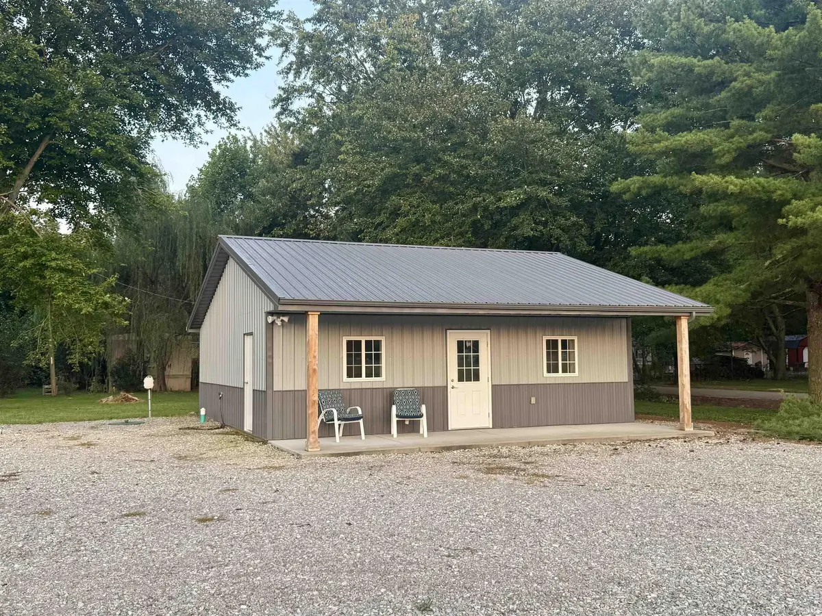 727 N CR 950 W ***, Richland, IN 47634