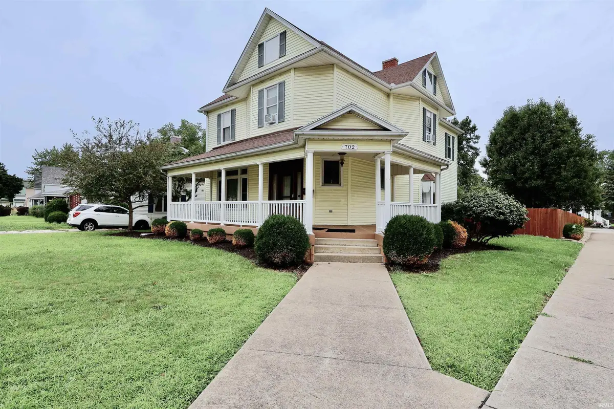 702 W Hickory ST, Union City, IN 47390