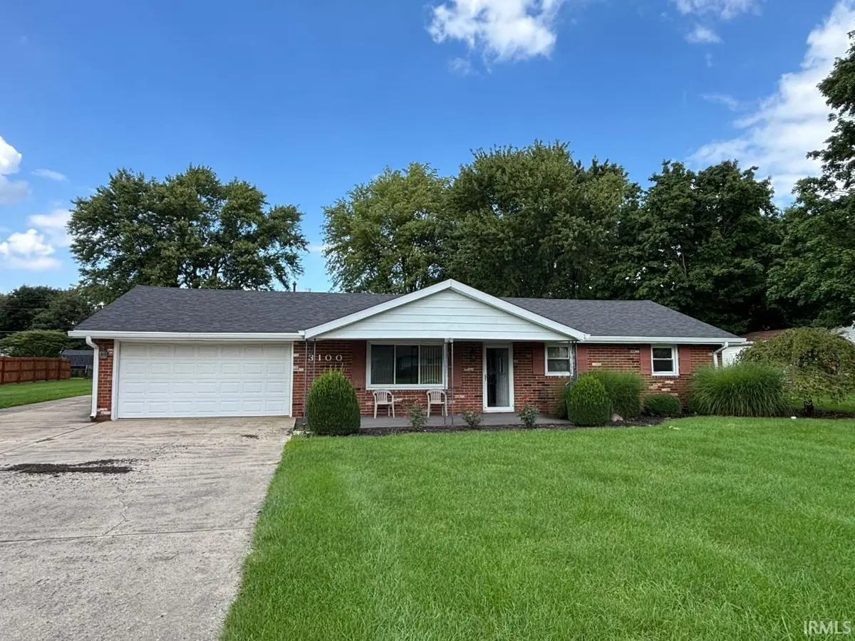 3100 E Sunset DR, Muncie, IN 47303-9515