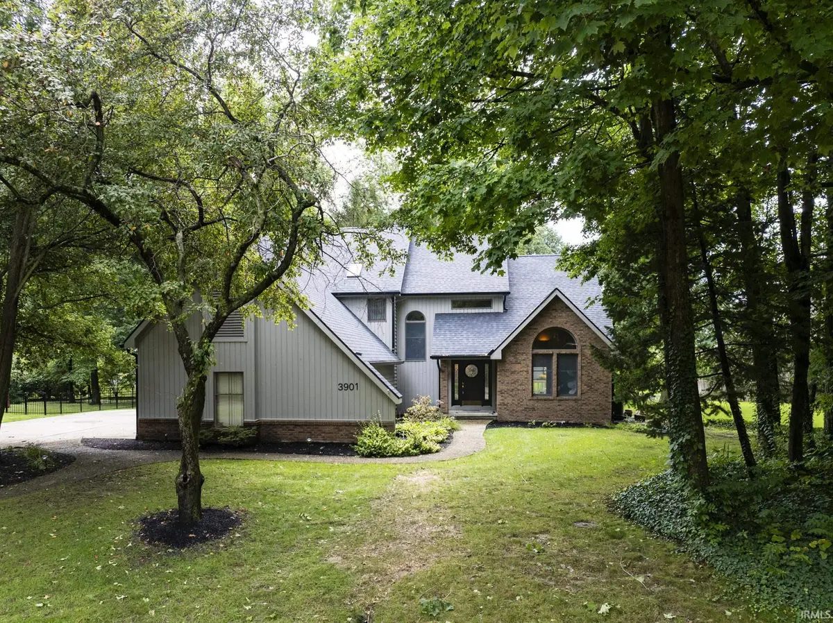 3901 W Russell CT, Muncie, IN 47304