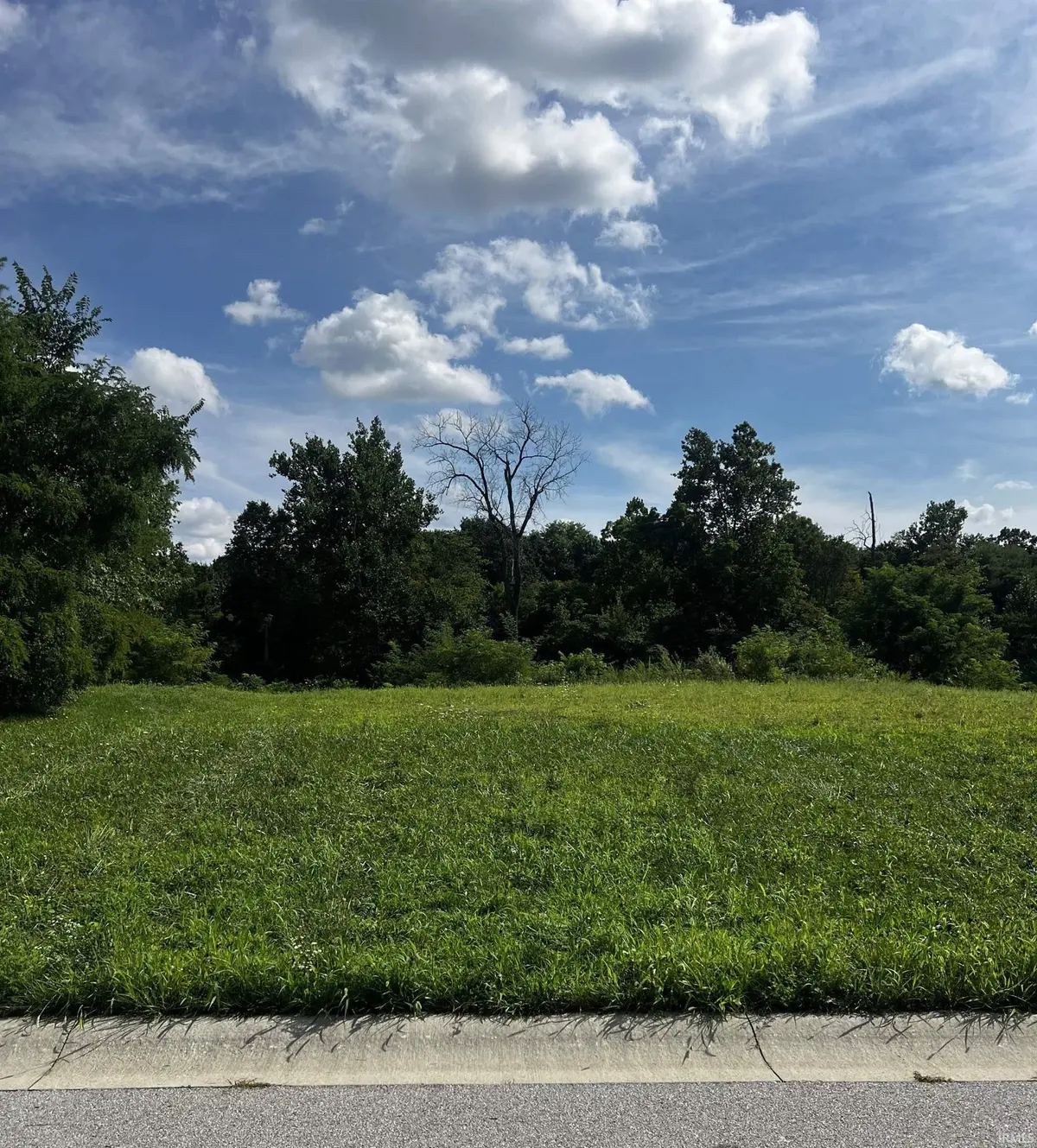 685 Skillet AVE, Huntertown, IN 46748