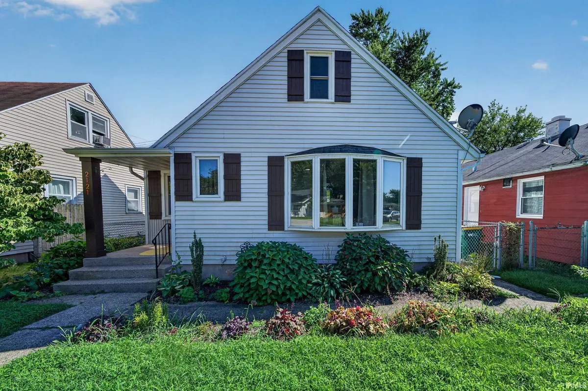 2121 Homewood AVE, Mishawaka, IN 46544