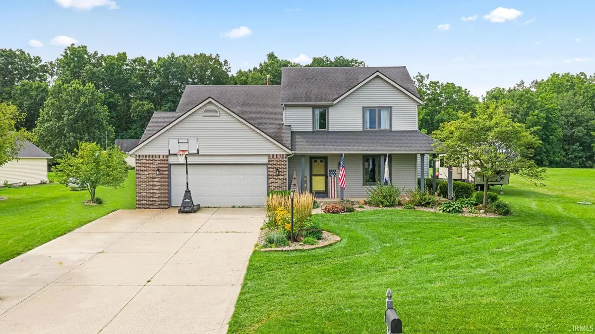 6408 E Edgewood DR, Churubusco, IN 46723