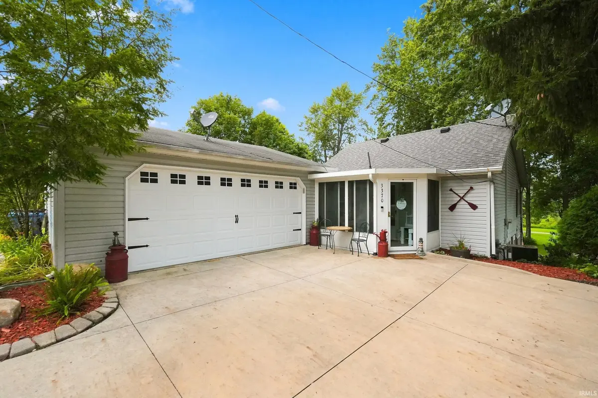 3370 W Old Lake RD, Columbia City, IN 46725