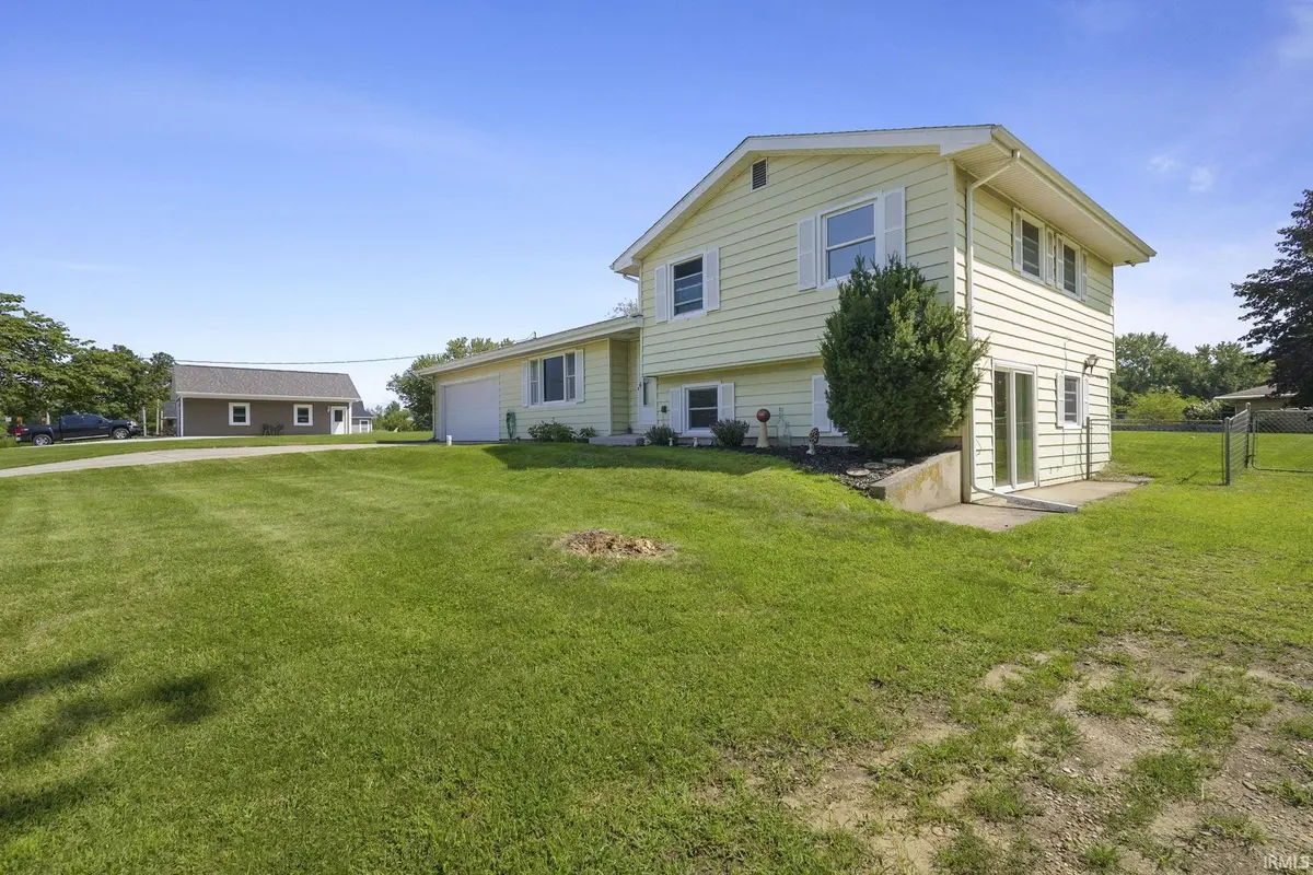 57092 County Road 35 ***, Middlebury, IN 46540-9722