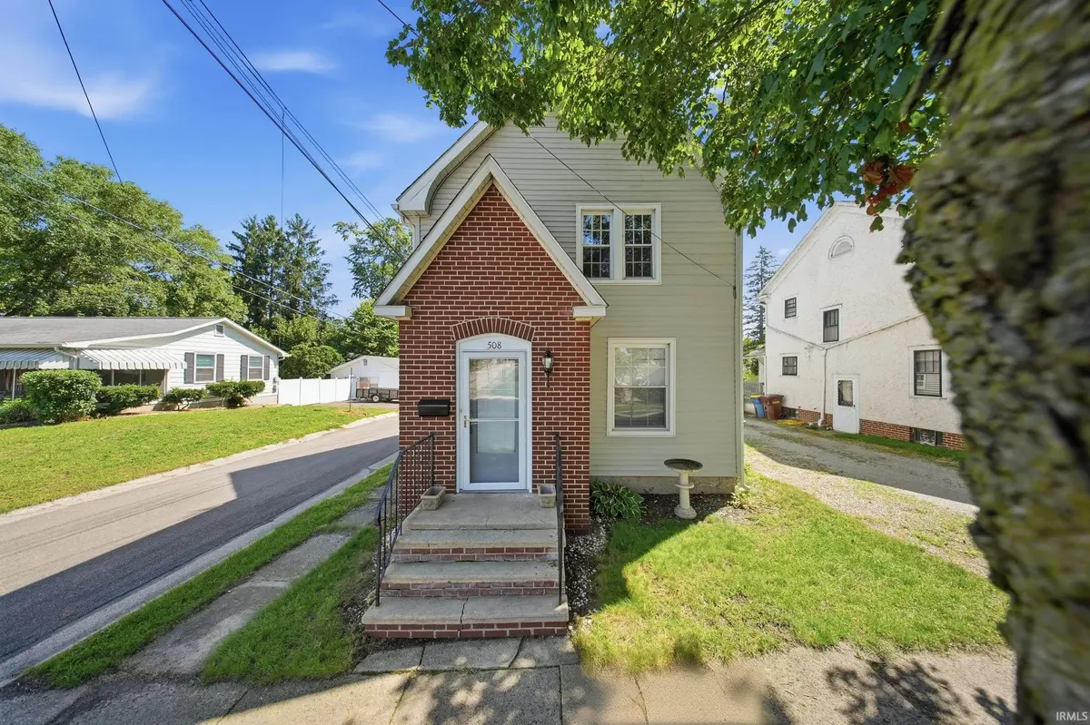 508 N Cedar ST, Auburn, IN 46706