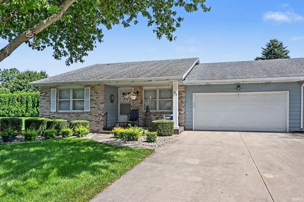 152 Oakmont DR, Bremen, IN 46506