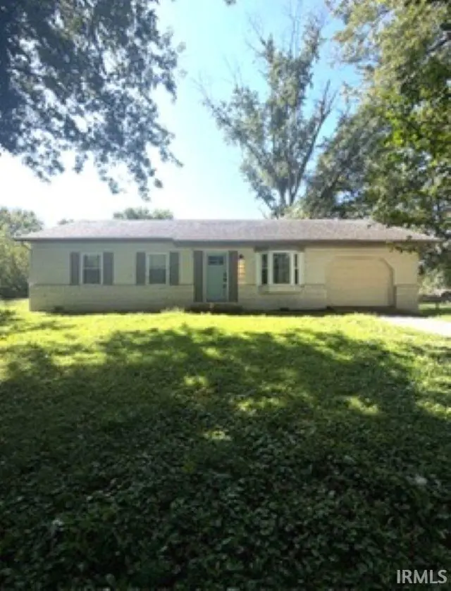 80 Middle AVE, Bedford, IN 47421