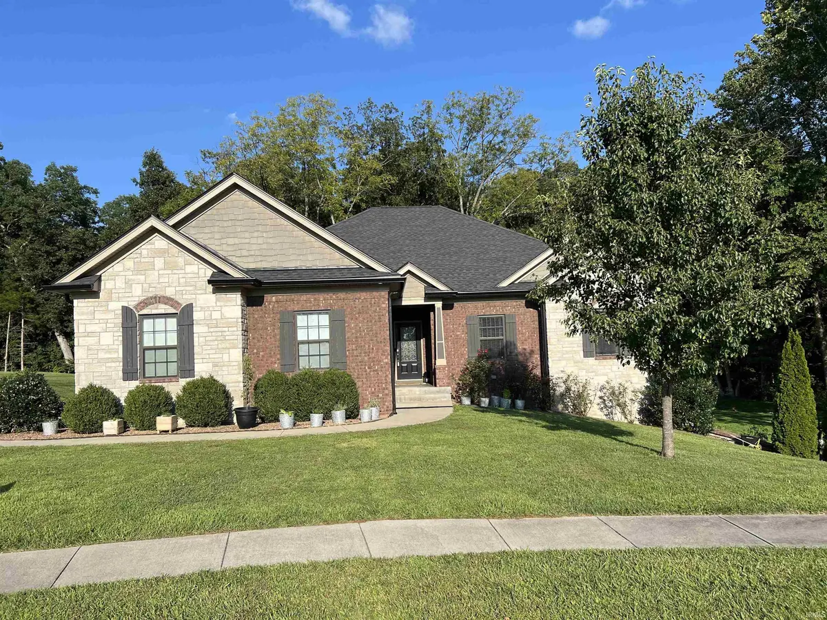 1207 Crones HL, Lanesville, IN 47136-9489