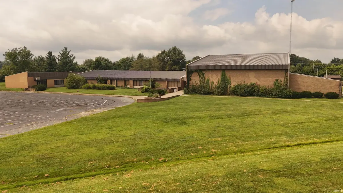 1869 N SR 257 ***, Otwell, IN 47564