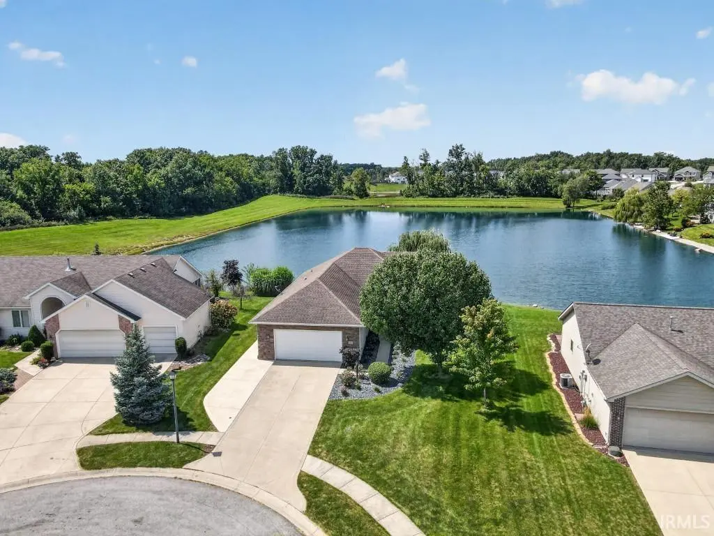 825 Windpoint CT, Fort Wayne, IN 46818