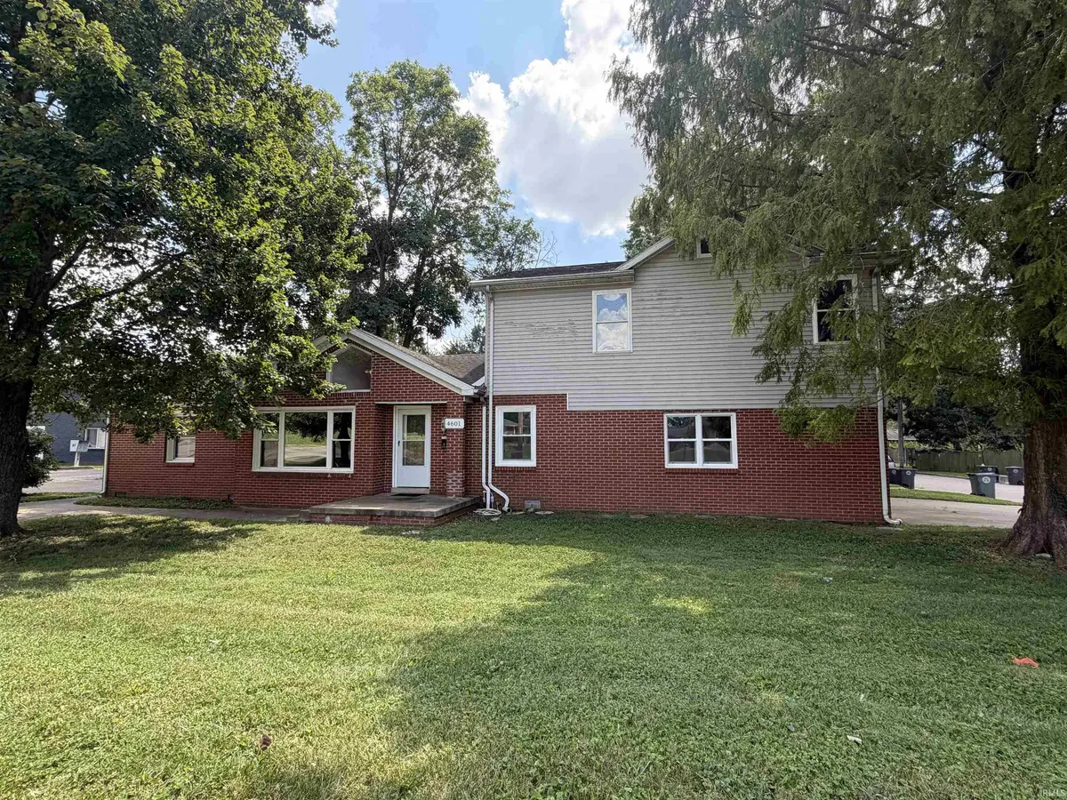 4601 Covert AVE, Evansville, IN 47714-5615