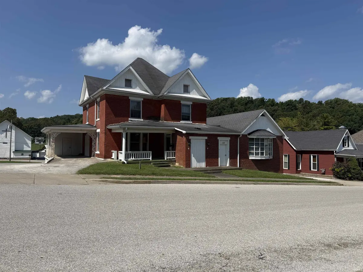 567 S MAPLE ST ***, French Lick, IN 47432