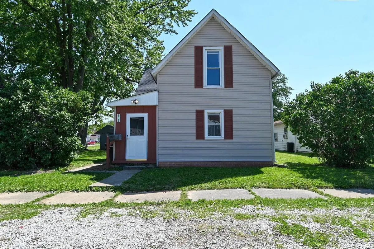 805 S 17th ST, Elwood, IN 46036