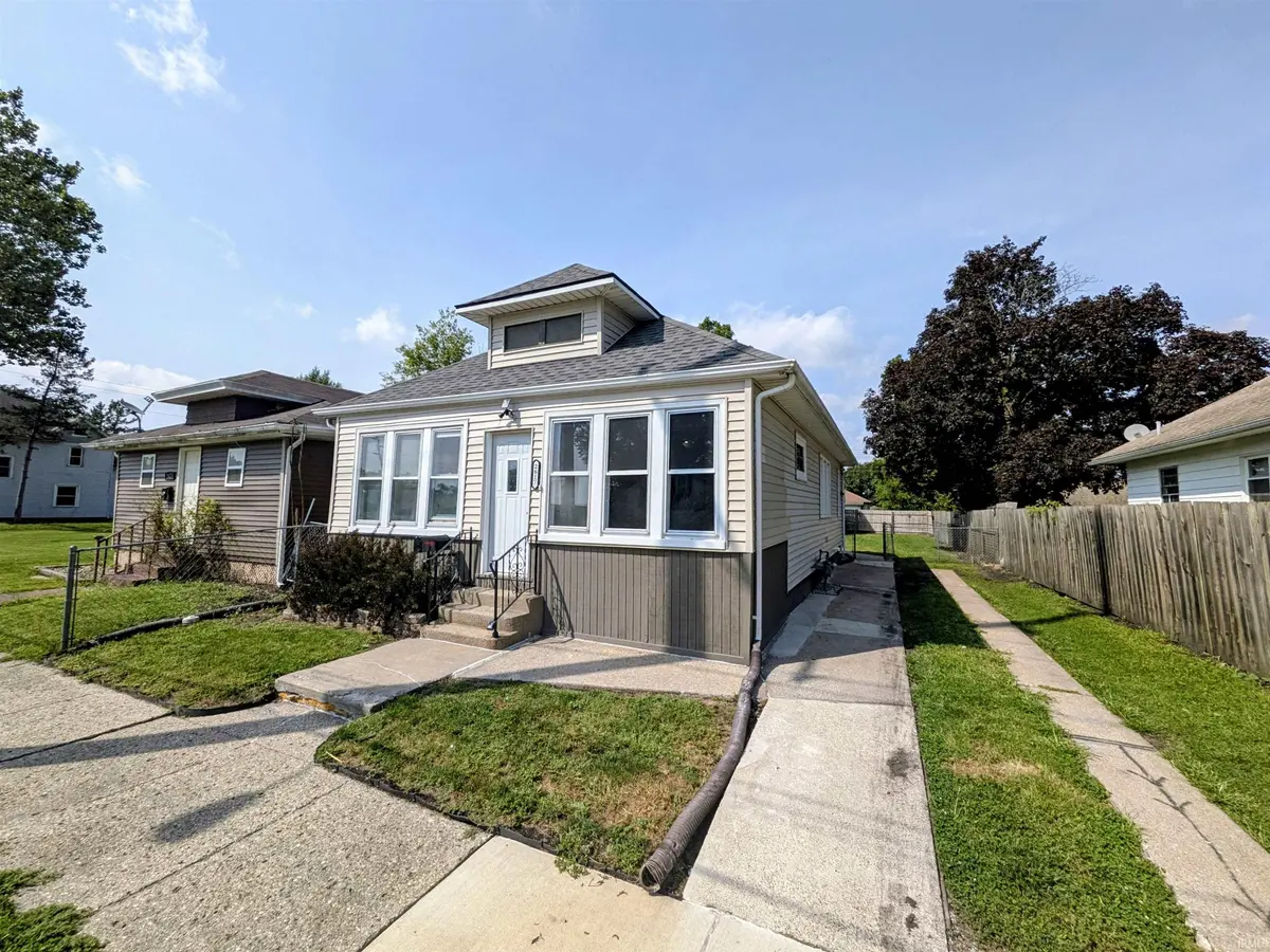 2617 Dunham ST, South Bend, IN 46619