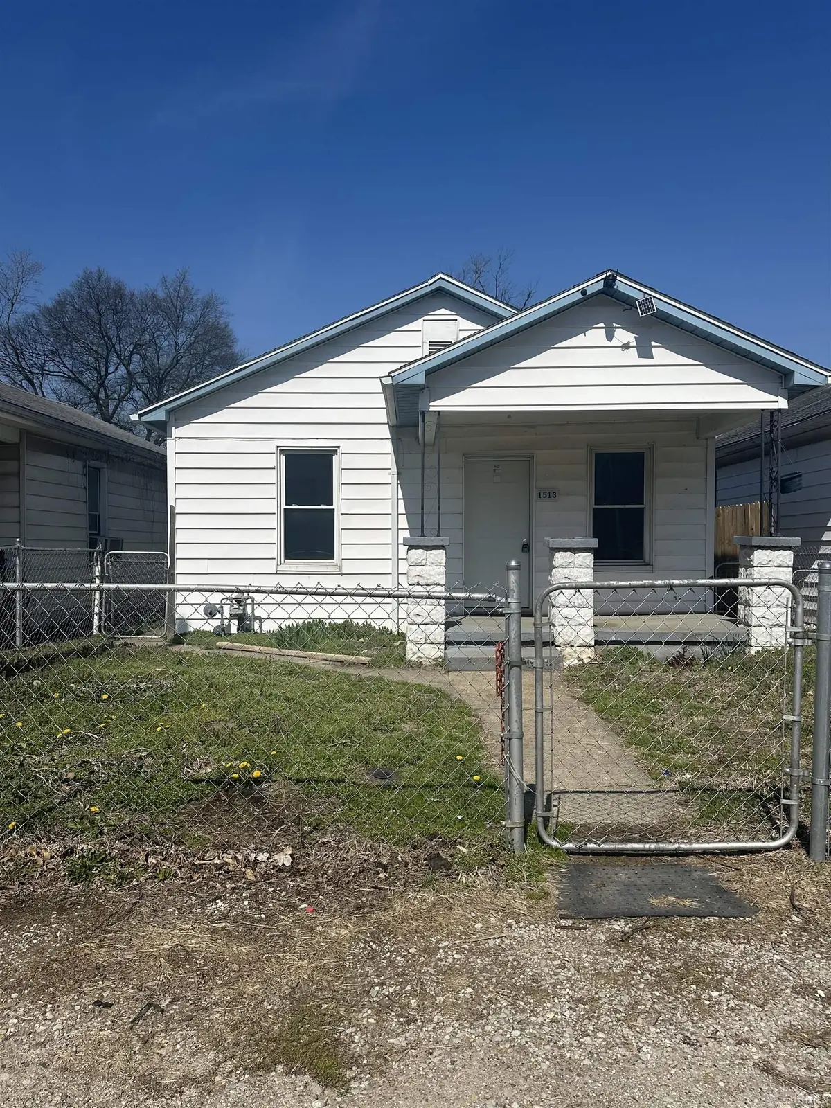 1513 Dresden ST, Evansville, IN 47710