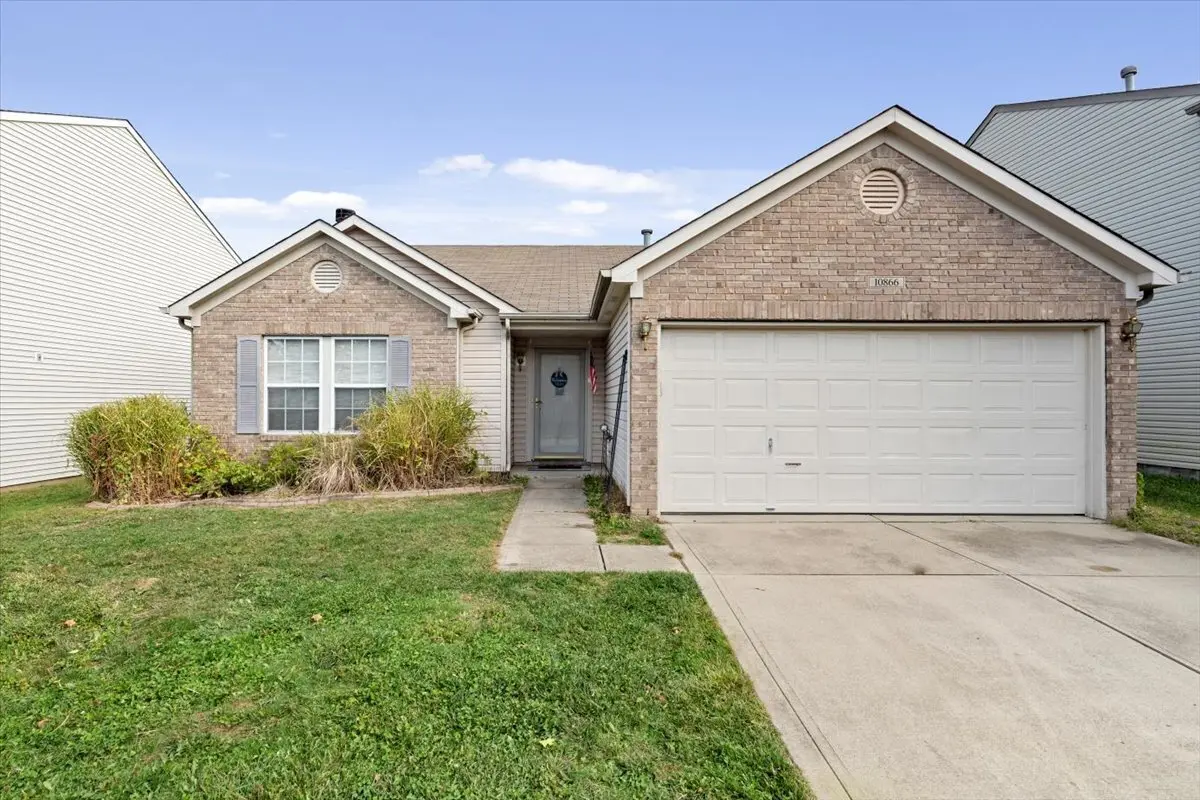 10866 Daylight DR, Camby, IN 46113