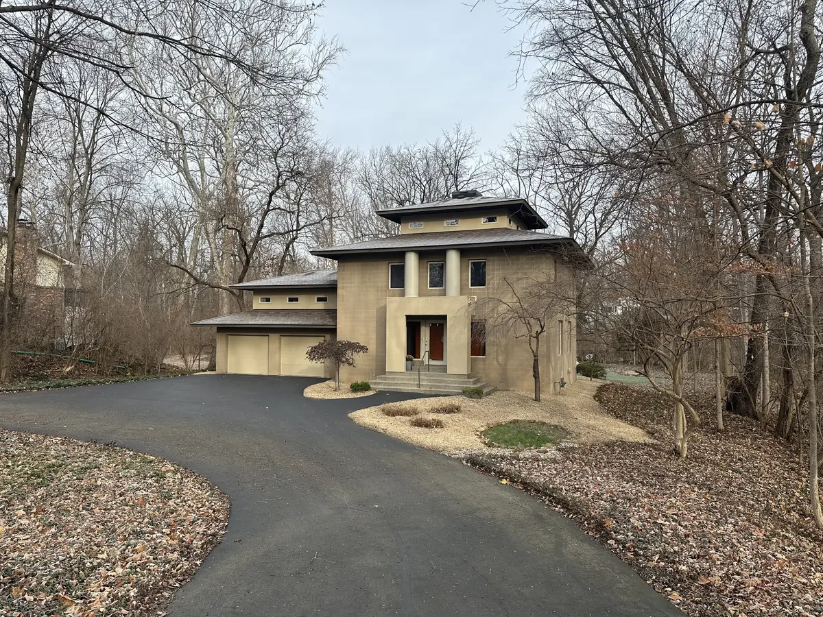 1870 E 106th ST, Carmel, IN 46032