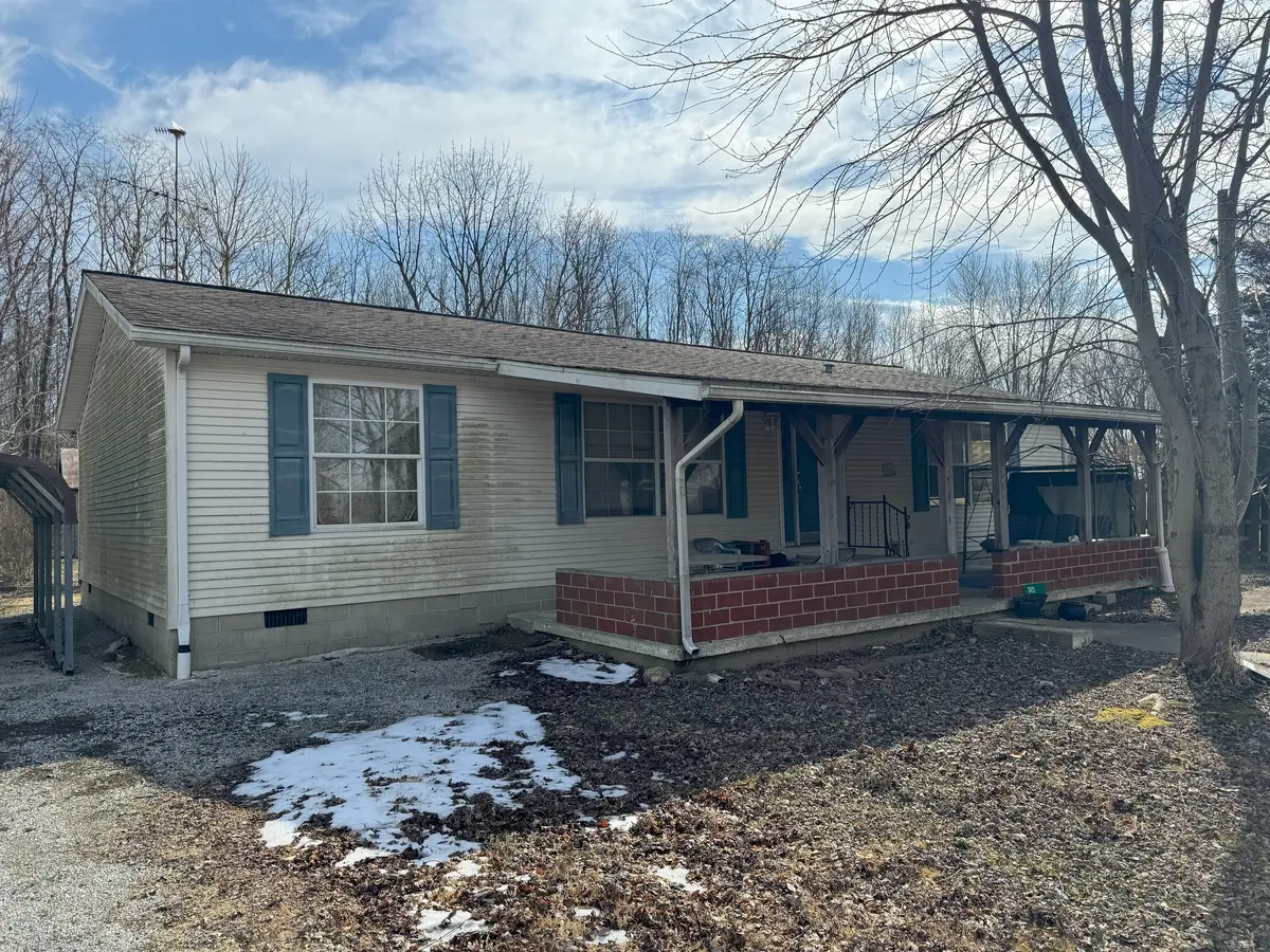 3413 N Sugar ST, Brownstown, IN 47220
