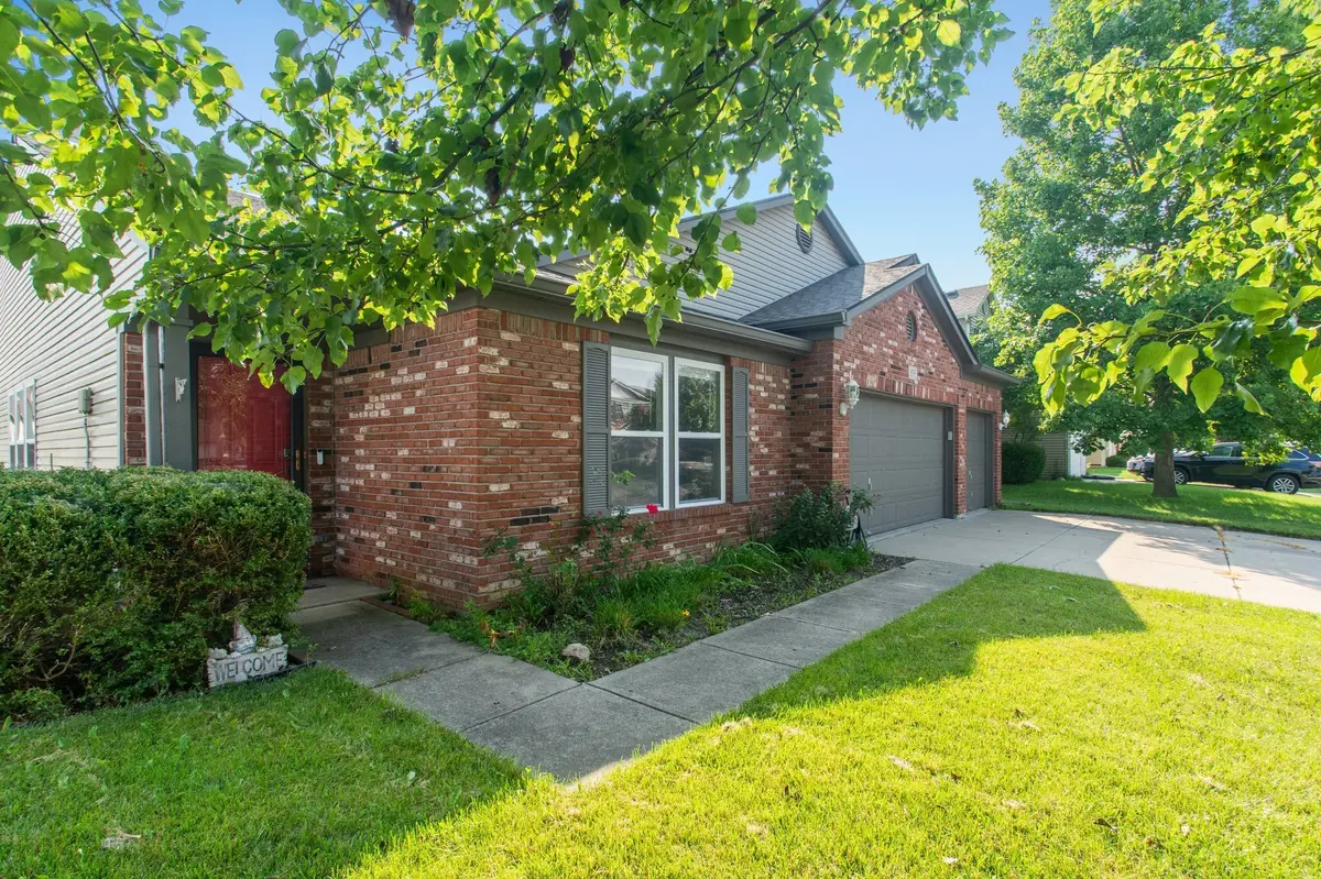8824 Blooming Grove DR, Camby, IN 46113