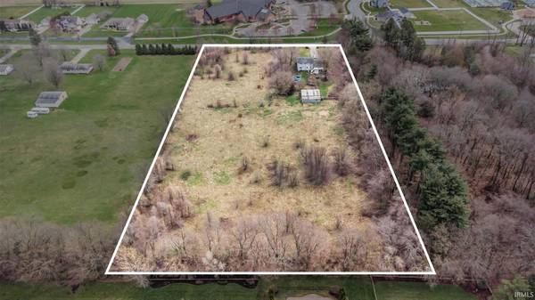 51405 Elm RD, Granger, IN 46530-8640