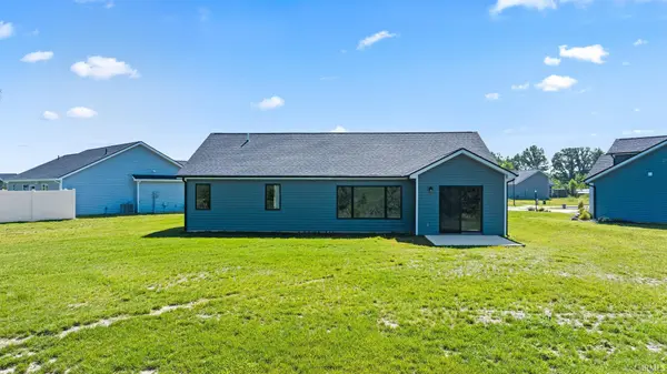 801 Lagonda TRL, Fort Wayne, IN 46818