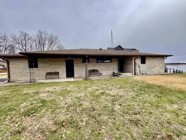 2922 S Country Club Dr S ***, Rochester, IN 46975