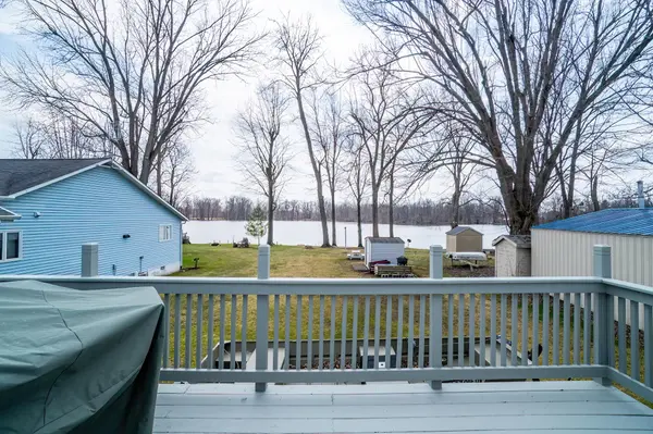 2975 S Scotty Drive ***, Pleasant Lake, IN 46779