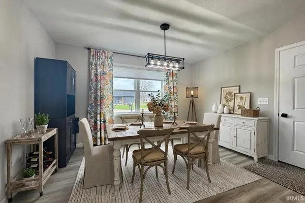 510 N Eastfield CIR, Milford, IN 46542