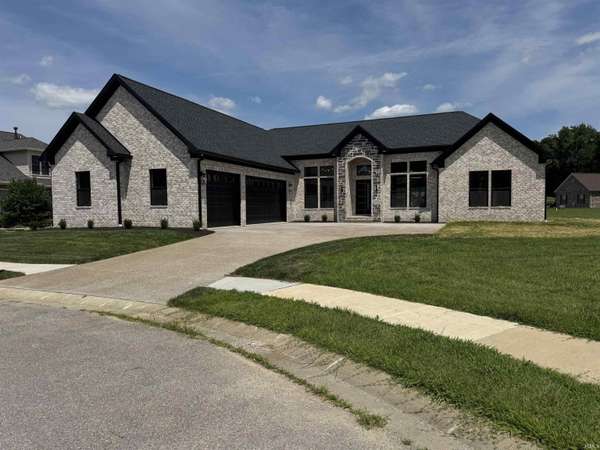 6244 SABLE RIDGE DR, Newburgh, IN 47630