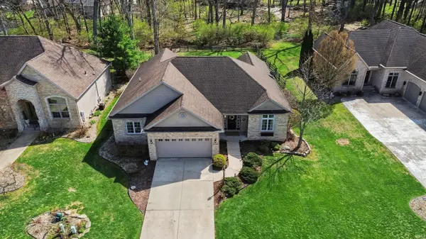 18488 Summer Wind LN, South Bend, IN 46637-4592