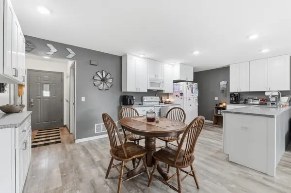 212 Deborah DR #A, Fremont, IN 46737