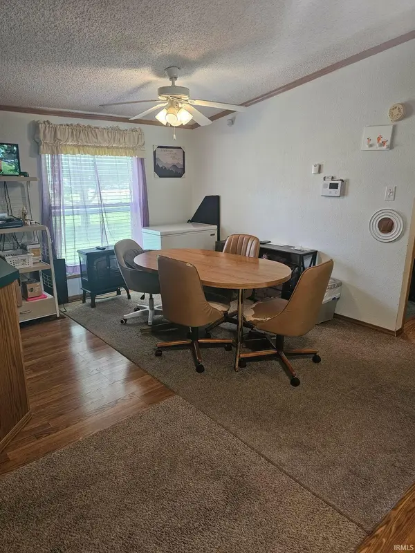 4038 S 456 East ***, Hemlock, IN 46937
